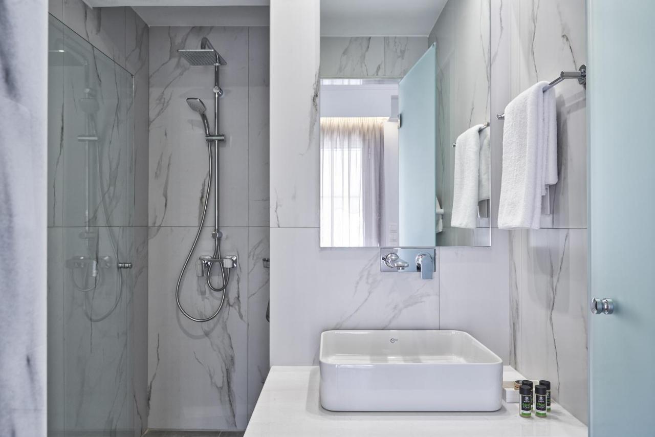 Marvelous N Bright Apt Next To Megaro Mousikis Атина Екстериор снимка