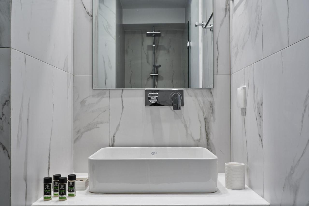 Marvelous N Bright Apt Next To Megaro Mousikis Атина Екстериор снимка