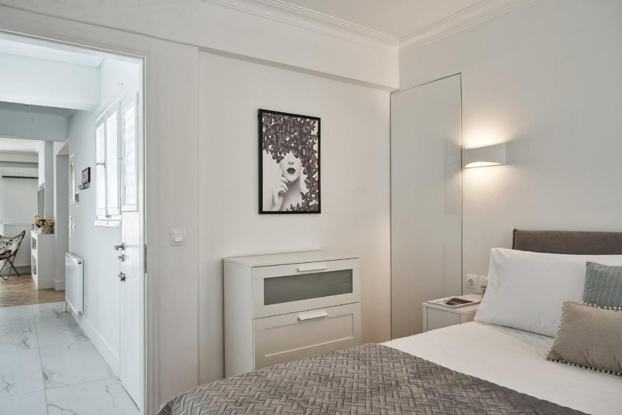 Marvelous N Bright Apt Next To Megaro Mousikis Атина Екстериор снимка